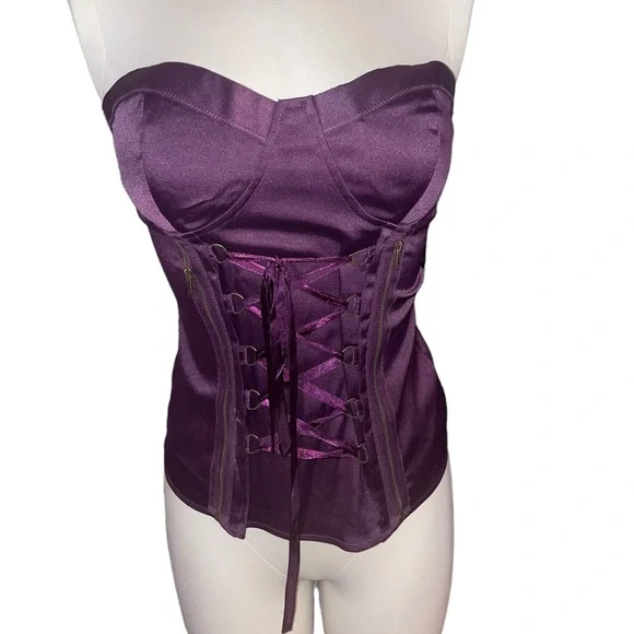 Charlotte Russe new corset - Picture 4 of 6